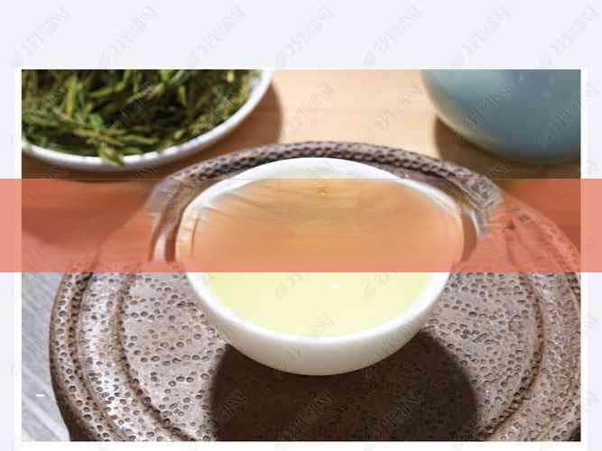 如何观察饮用除湿茶后排出的水分及身体变化：全方位解析除湿效果与身体反应