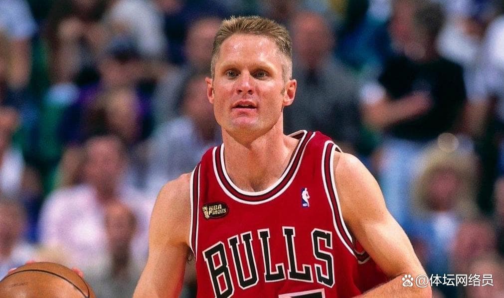 NBA历史十大射手：库里第一无悬念，勇士三人入选，诺维斯基上榜