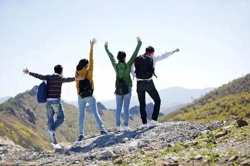 为脱单，年轻人盯上恋综式旅行