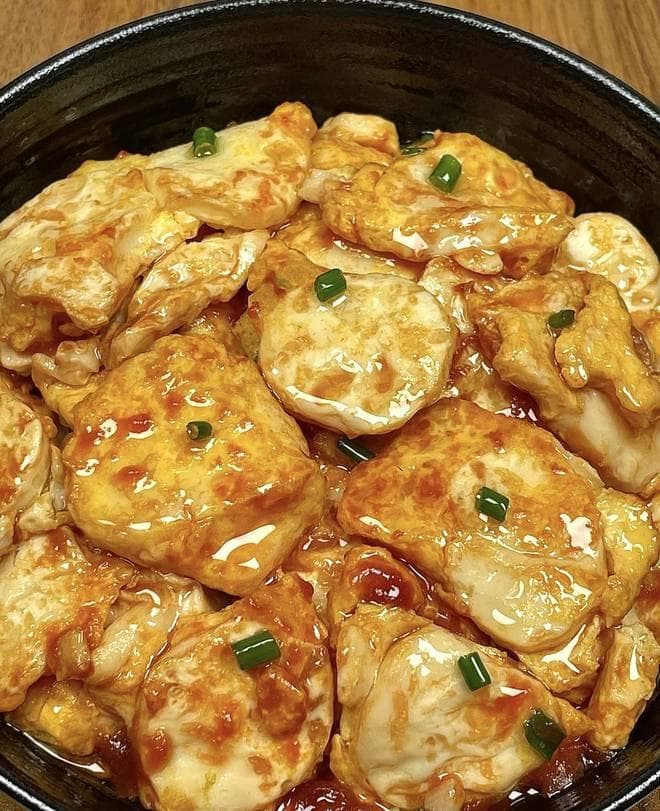 '鸡蛋抱豆腐' — 滑嫩酱香，五分钟搞定超赞下饭菜