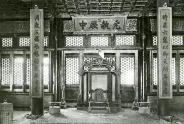 辛亥革命：中国近代史上的重大转折
