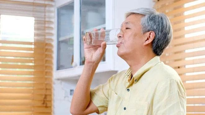 高尿酸血症建议科学饮水