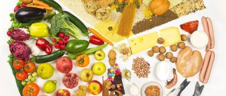如何通过多样化的饮食来享受美食和控制血糖？