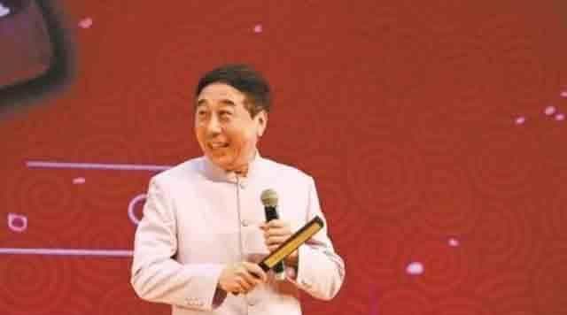 低调的冯巩的不凡家世，母系家族乃“京东第一家”不逊冯国璋