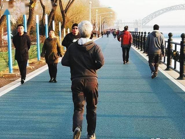 晨跑：开启高血脂患者身体重塑之旅