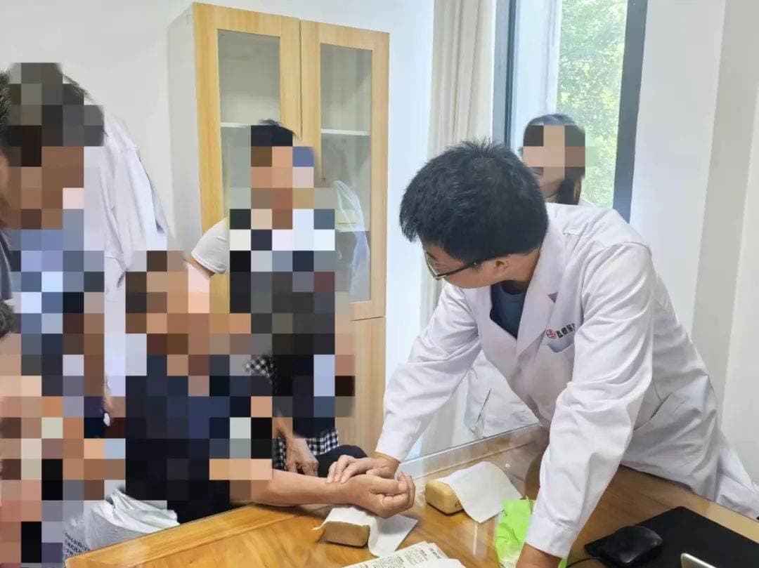 治疗痰饮心痛喘逆，叶天士的小青龙法有哪些独到之处？