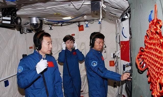 航天服为何至关重要？苏联宇航员太空暴露40秒悲剧警示