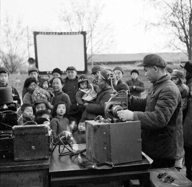 1950年代中国百姓生活图鉴：9张老照片里的时代记忆