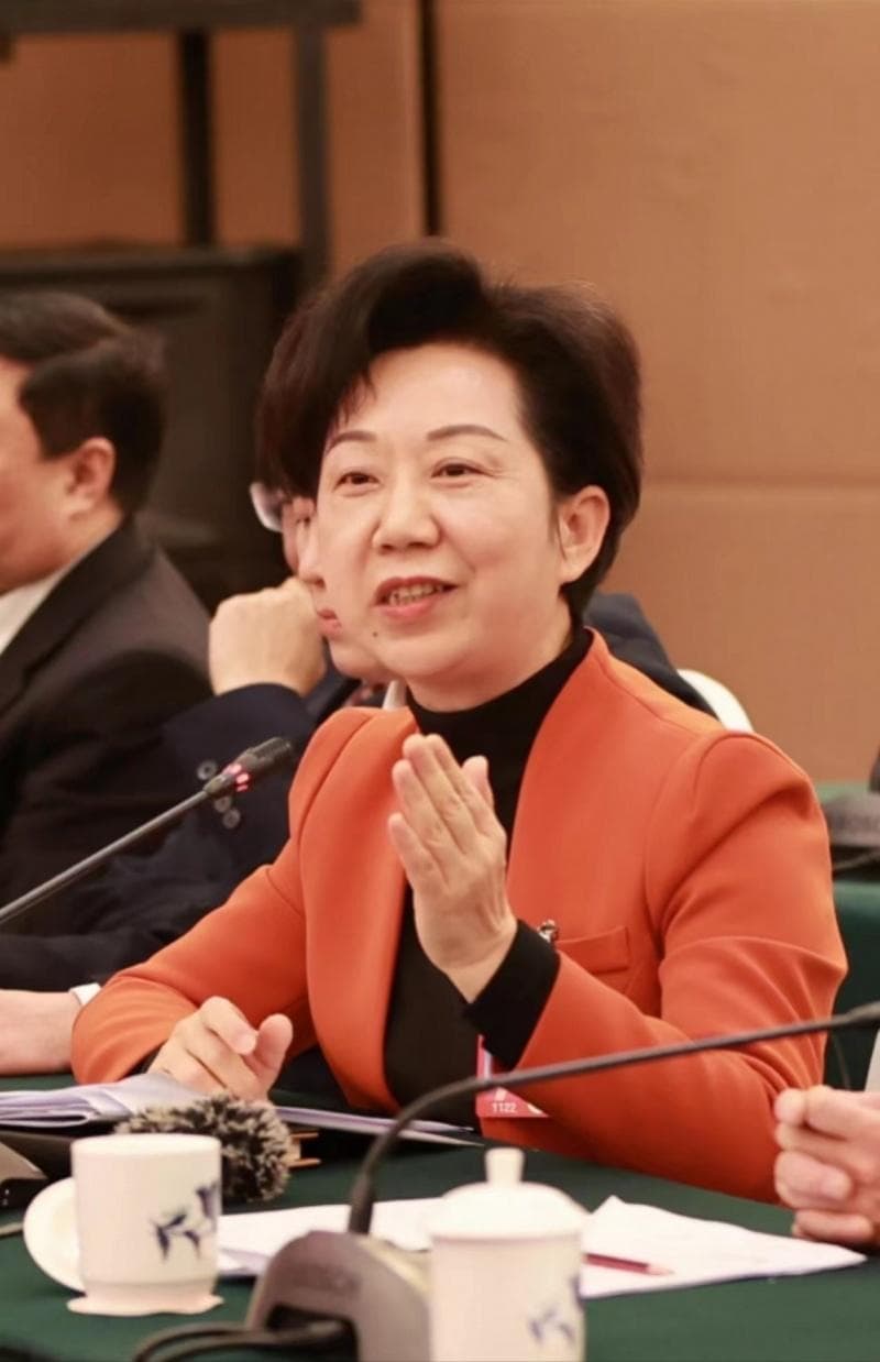 千年瓷都焕发年轻态？景德镇市长谈年轻人为何爱上“玩泥巴”