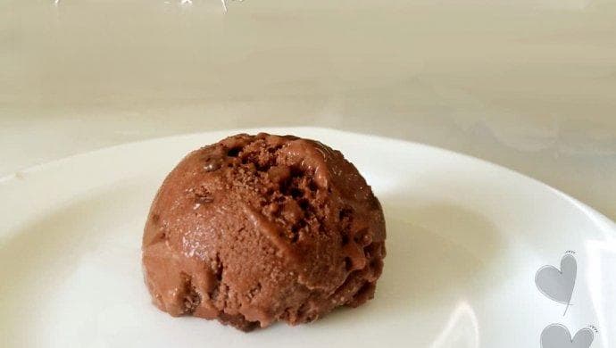 低脂巧克力香蕉冰淇淋：两种配方任你选