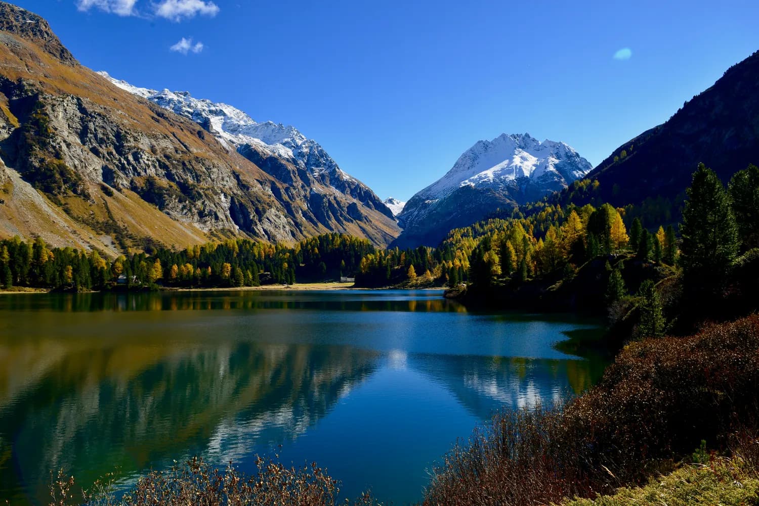 西藏然乌湖：3850米高原上的秋日胜景，附详细游玩攻略