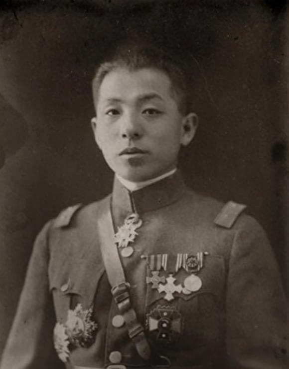 张学良临终前，为何将巨额遗产捐给美国？而不是留给子女