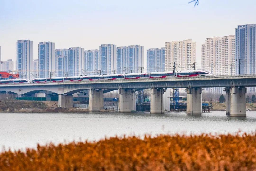 西安至香港，坐高铁可以直达了！