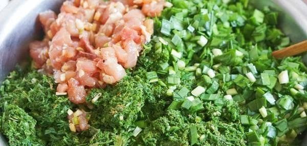 野菜大馅饺子制作全攻略：从食材准备到文化内涵