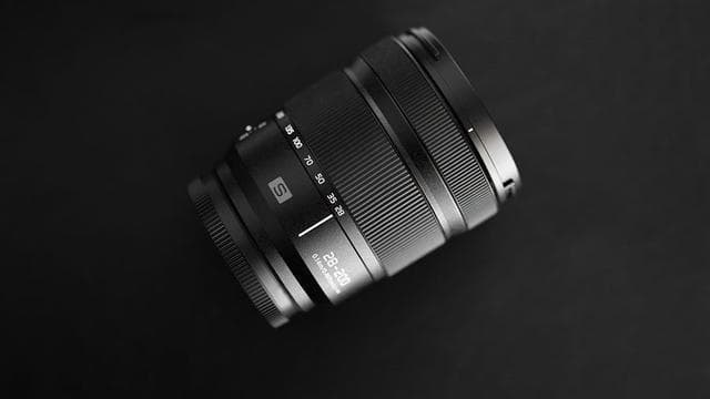 28-200mm镜头性能解析与推荐：一镜走天下的理想选择