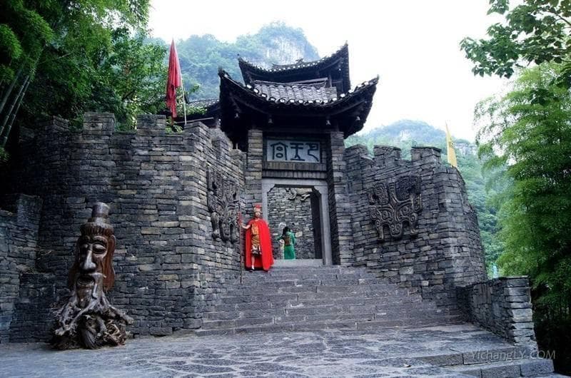 三峡人家：三峡大坝旁的自然人文胜地