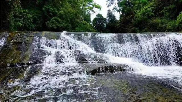 成都周边石板河：冬可徒步夏可戏水的周末新去处