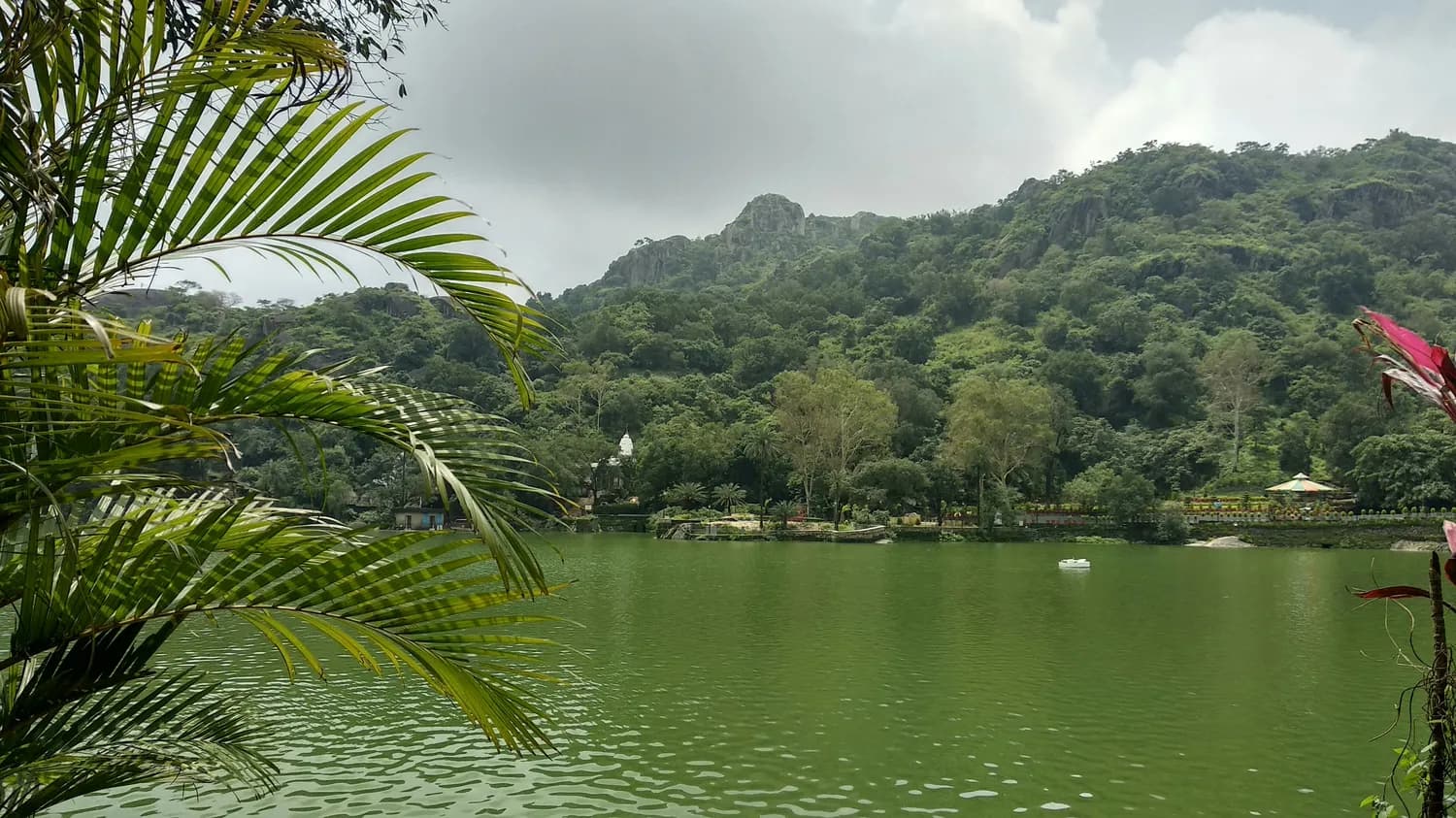 贵阳必打卡的十大特色景点，吃货天堂不容错过！