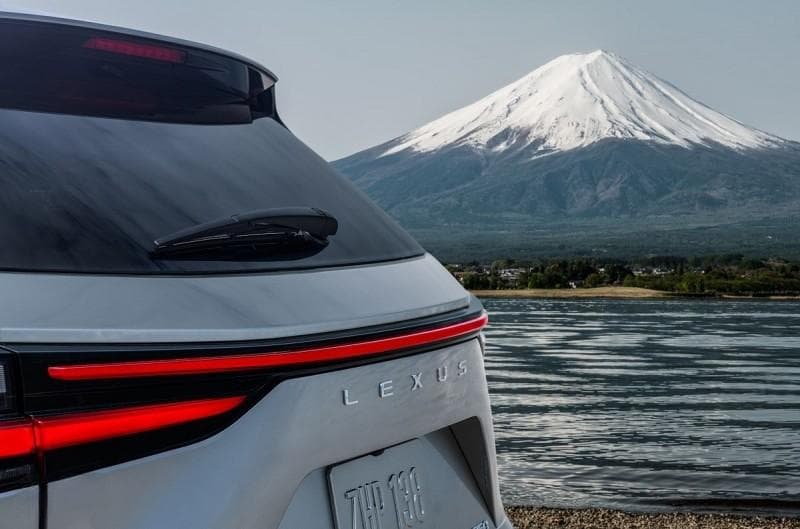 为何最终仅Lexus能步入国际朝成功之路迈进？日系豪华品牌的竞争与启示