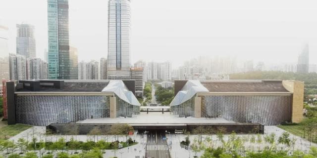 “黄金树”点亮深圳文化中心，矶崎新打造城市剧院新地标