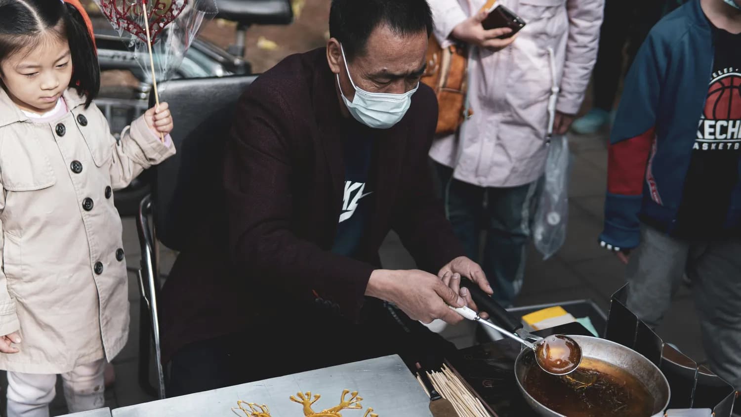 古早味甜蜜：吹糖技艺与杉洋麦芽糖