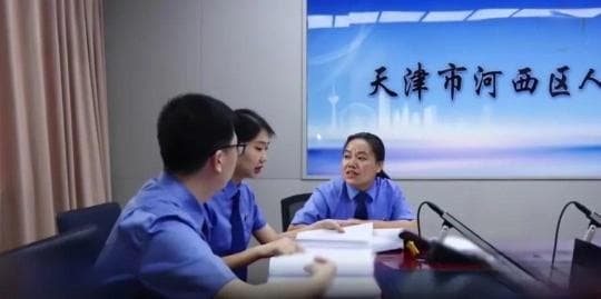 网恋4年的女友竟是已婚发小？发小：他挺好骗的