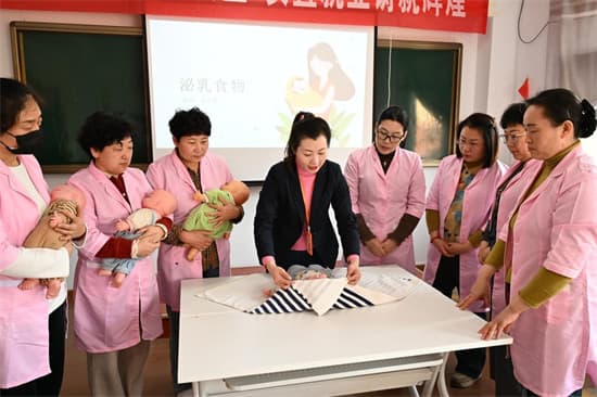 青岛即墨：家政技能培训 助力妇女就业