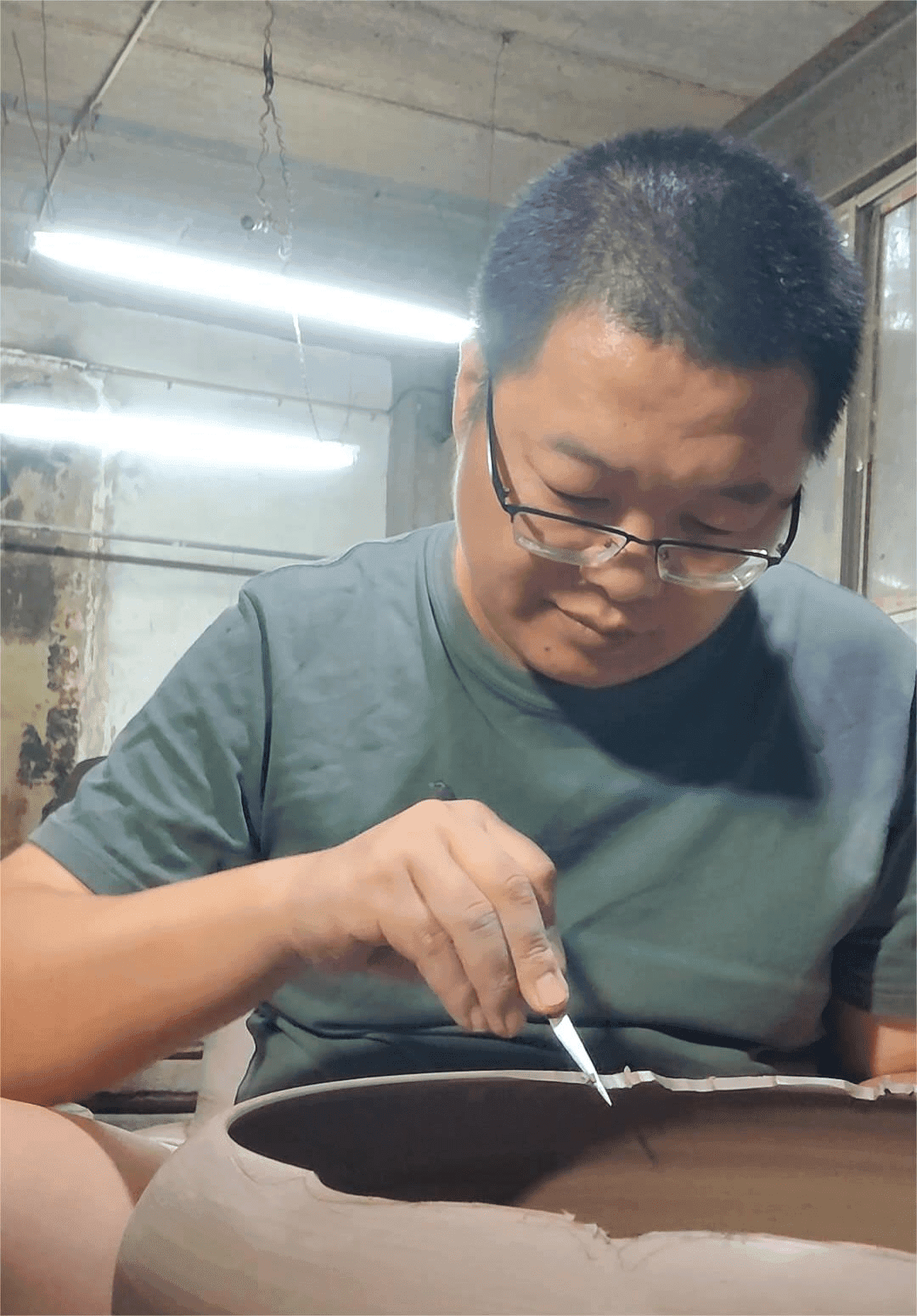晋文龙：现代设计与传统工艺的完美结合，开创"新晋钧"艺术风格
