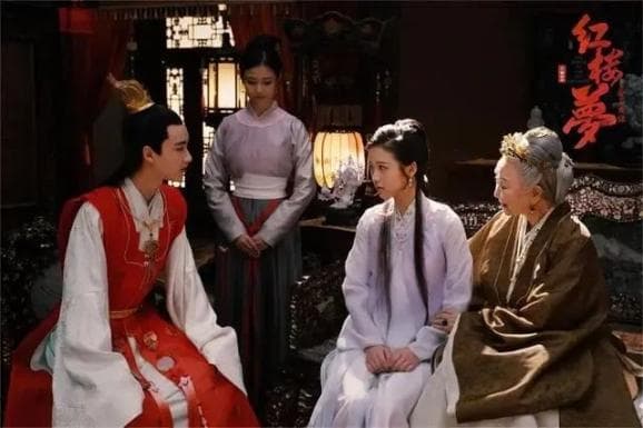 美中不足，到底是意难平：评《红楼梦之金玉良缘》