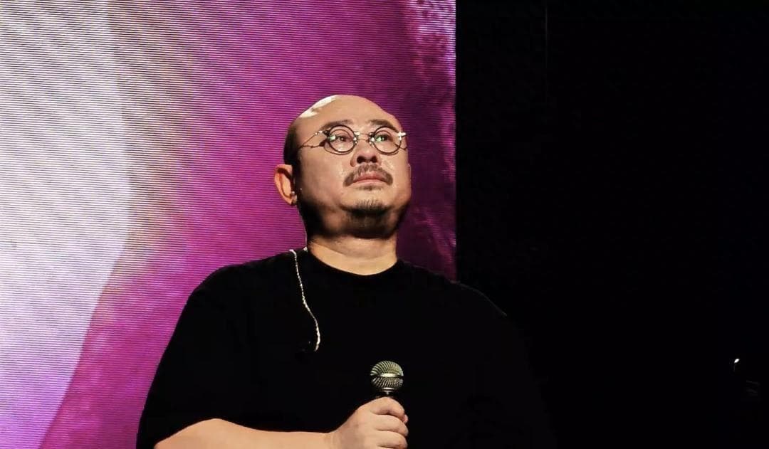 德不配位，官方除名云朵黄冈演唱会，被资本抛弃，刀郎不回应嫌脏