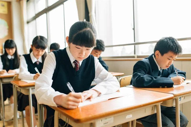 母亲分享：帮助女儿摆脱手机游戏上瘾的"多巴胺戒断"法