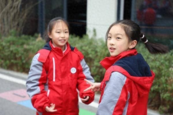 全员课间设计，这所学校打造了一个“游戏乐园”