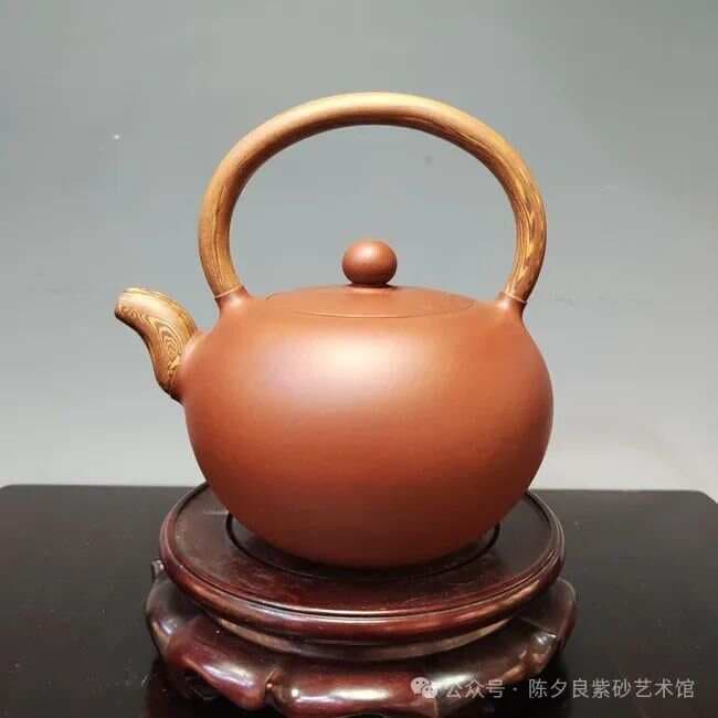 挑选一把趁手的紫砂壶要注意什么？