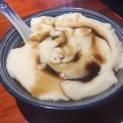 福建永定土楼美食全攻略：从传统小吃到特色茶酒