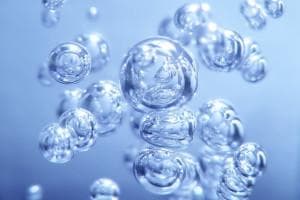 重水：从基本性质到应用价值的全面解析