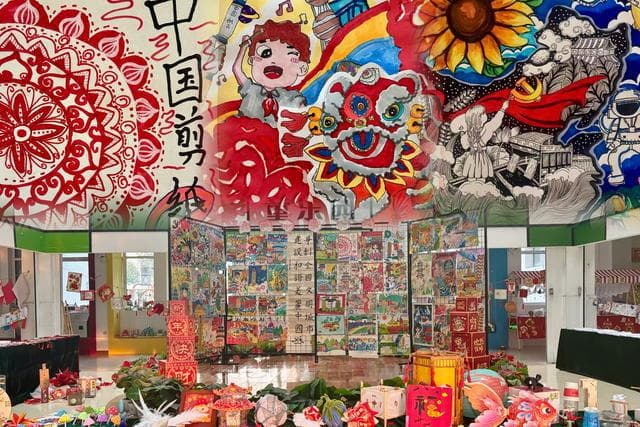 郑州高新区实验小学寒假作业展：让非遗春节搭乘科技快车