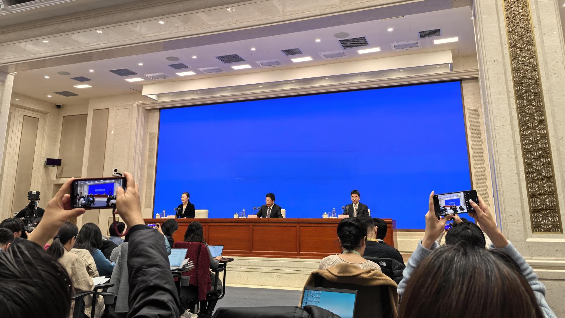 乡村是充满希望的田野 年轻人新时代到农村大有可为