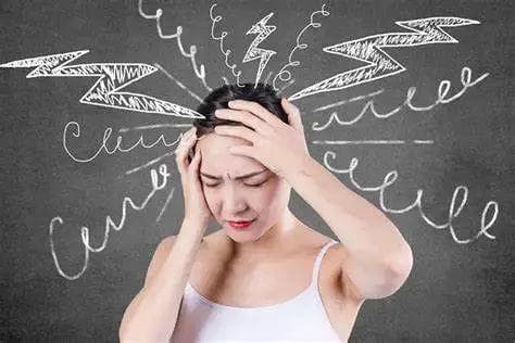 焦虑：心灵的轻雾，如何温柔以待