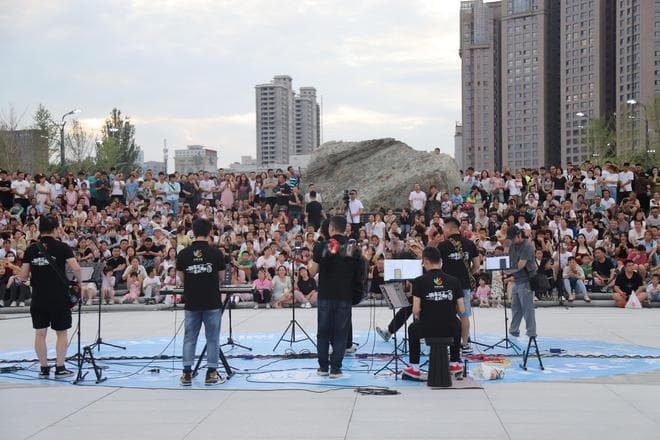 “秦风十里 咸阳等你”咸阳湖畔音乐会点亮城市文化新地标