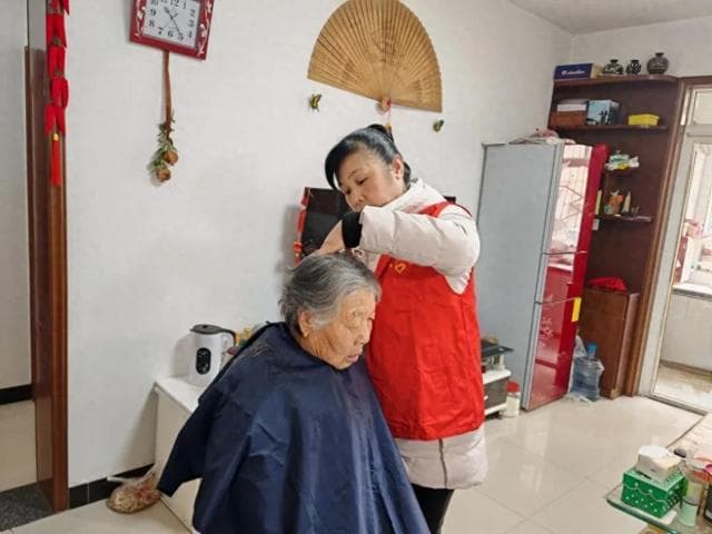铜川市王益区：擦亮志愿服务品牌 弘扬践行雷锋精神