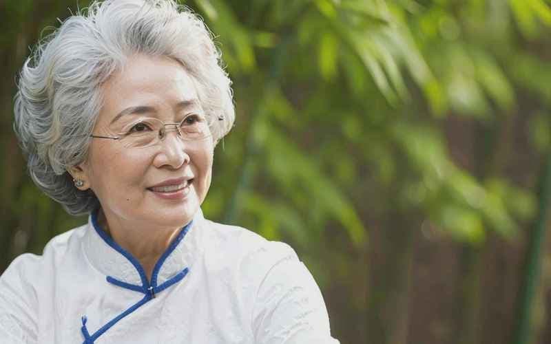 医疗保障65岁老年人健康生活