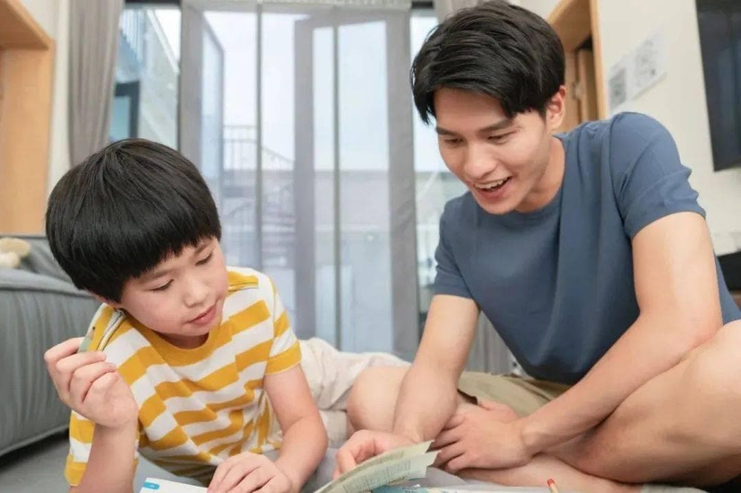 5元草稿纸引发快递费疑问，二年级学生向爸爸求解