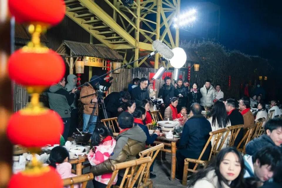 湘里菜过大年 《新春走基层·湘里个香》描绘舌尖上的民俗风情画卷！