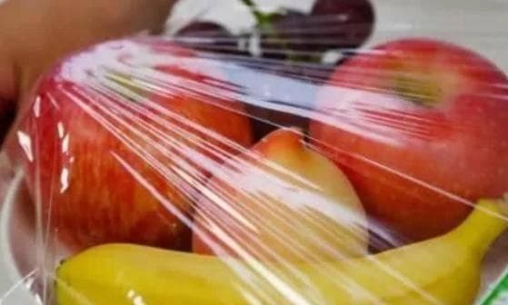 保鲜膜使用全攻略：不同材质的特点、挑选方法及注意事项