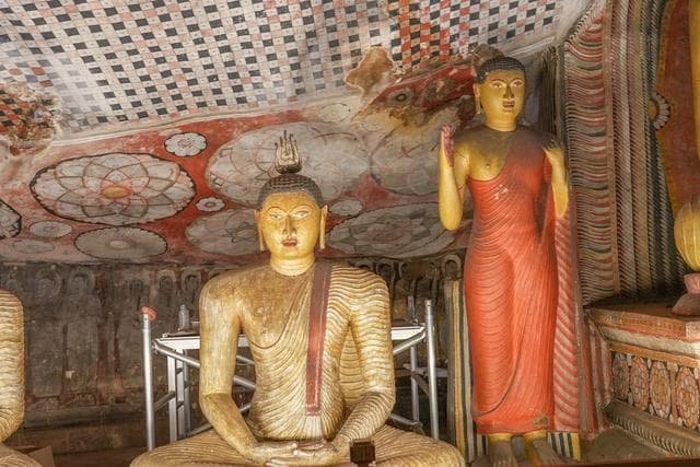 斯里兰卡的“敦煌”：丹布勒石窟寺的文化魅力