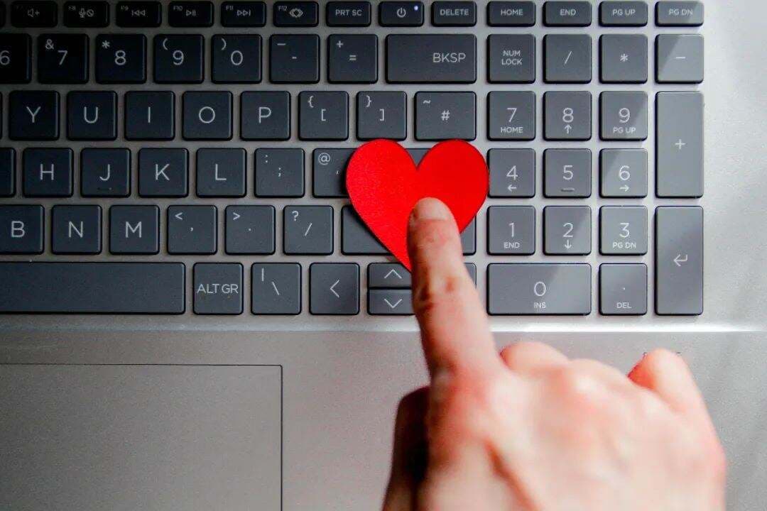 “嗑CP”的正确姿势