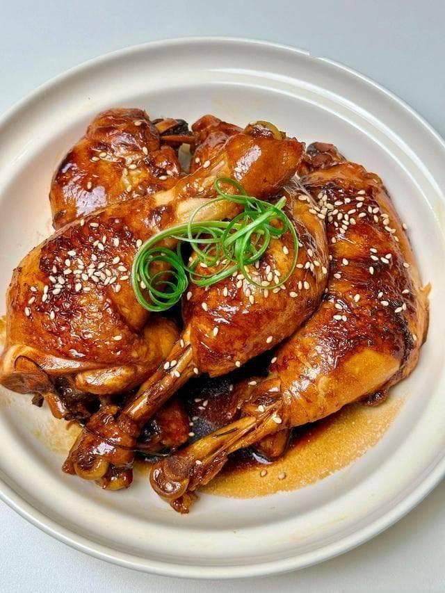豉油鸡腿：一道色香味俱全的美味佳肴