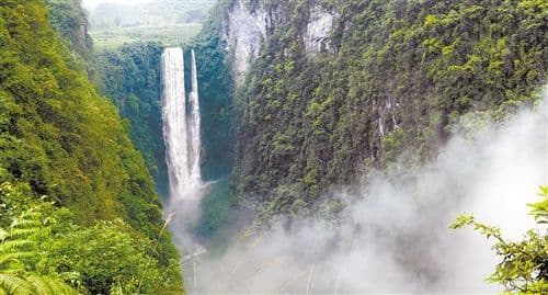 通灵峡谷景区：广西靖西的自然奇观与人文美景