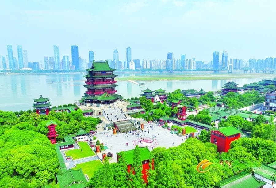 千年名楼，向“新”而行 ——老牌景区滕王阁的创新求变之路