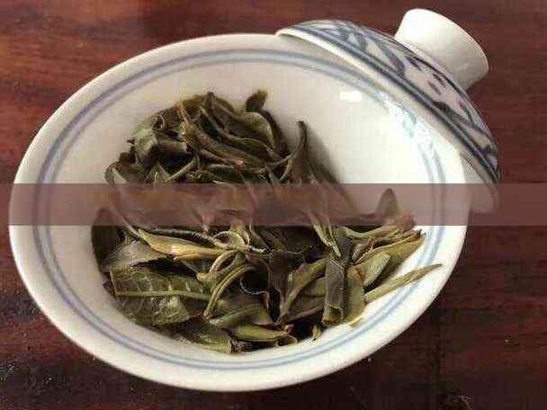 普洱茶饼用微波炉加热时间及方法：80秒焦化，如何弄碎